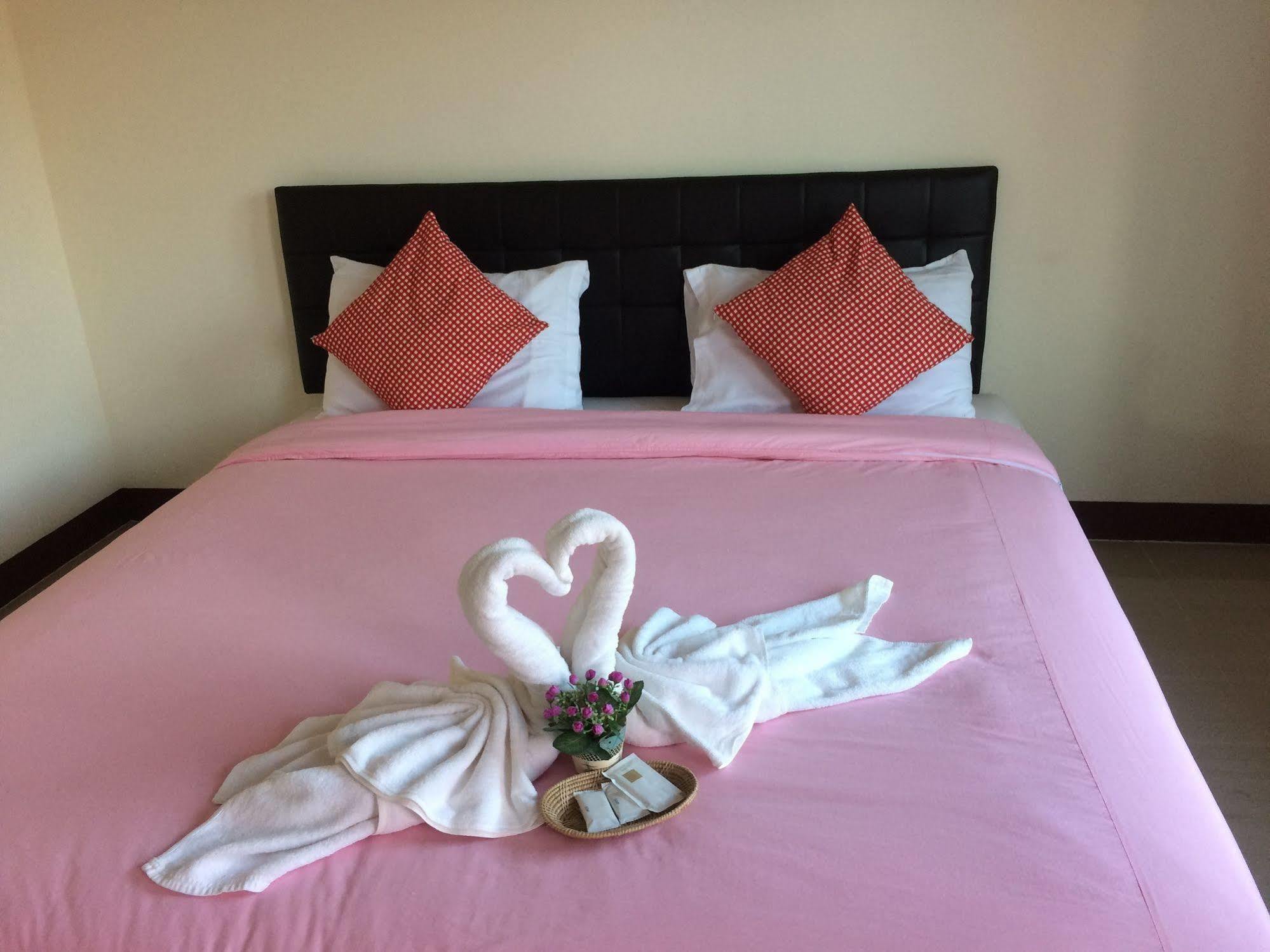 Thana Ville Resort Meszot Kültér fotó