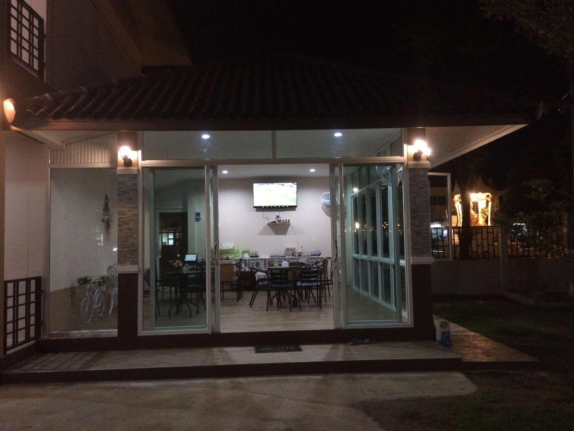 Thana Ville Resort Meszot Kültér fotó