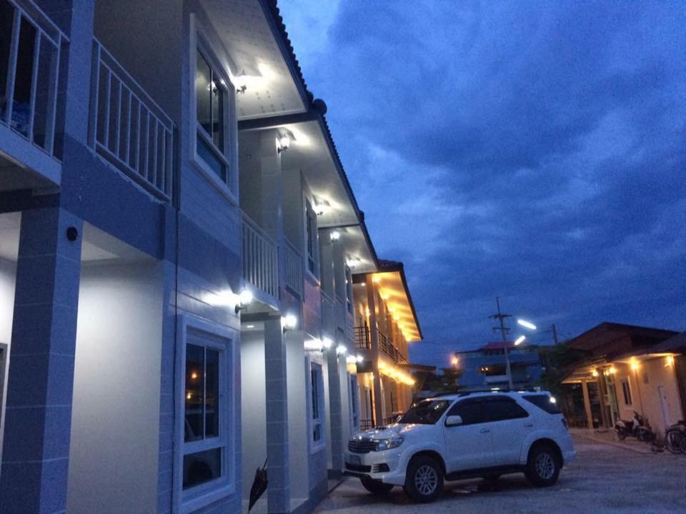 Thana Ville Resort Meszot Kültér fotó